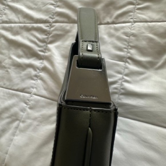 Calvin Klein Dark Green Shoulder Bag - Picture 3 of 7